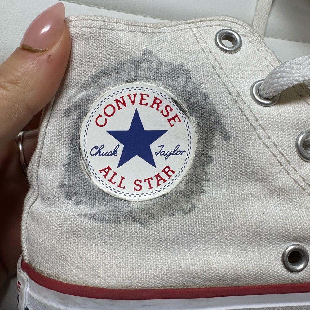 Converse Kids High-Top Sneakers in White and Red - Picture 9 of 16